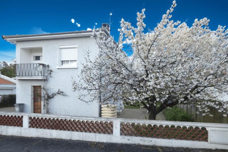 Villa - 110 m² - 5 pièces