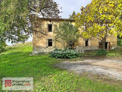 Maison - 121 m² - 6 pièces