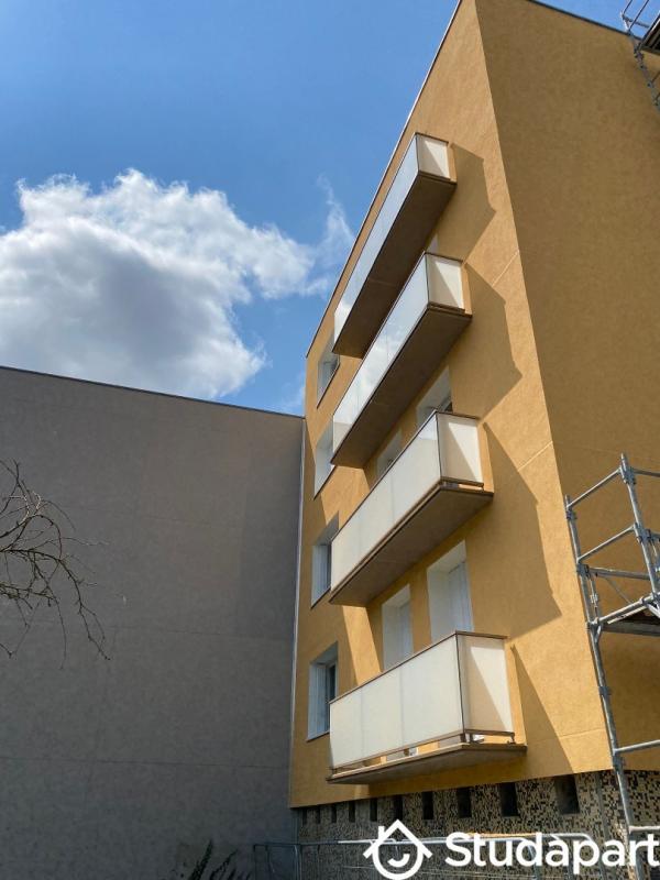 Chambre - 12 m² - 1 pièce