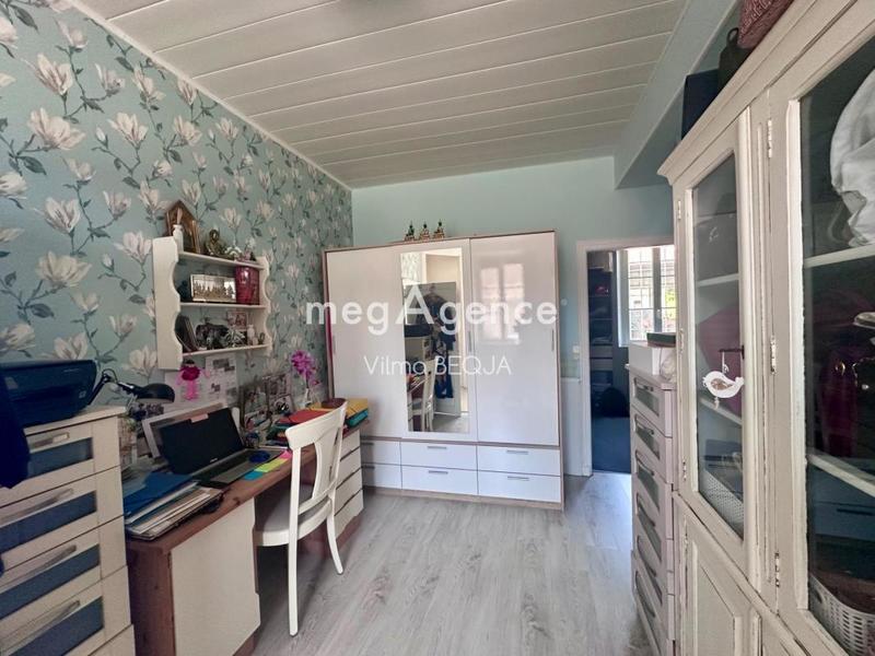 Maison - 179 m² - 7 pièces