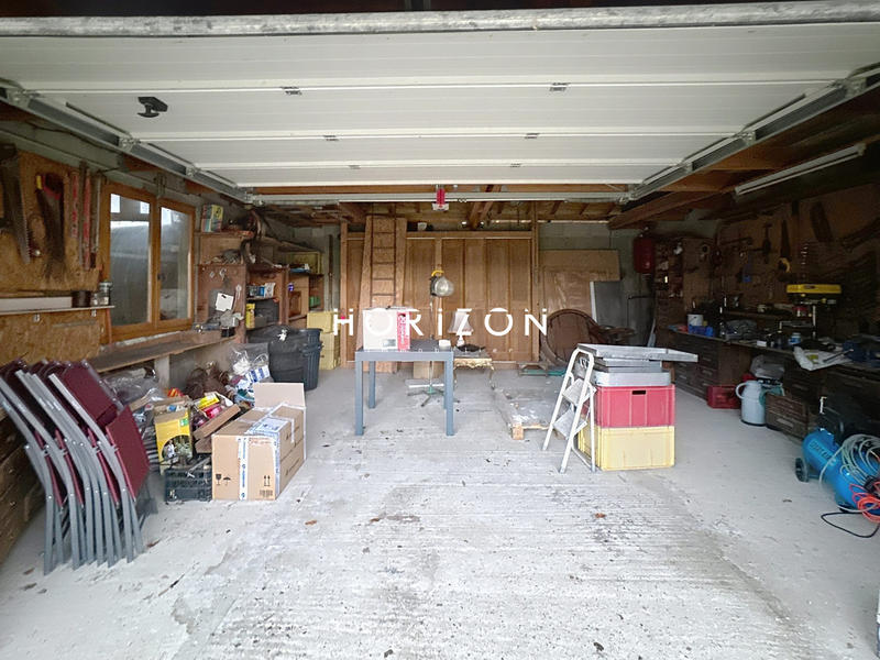 Villa - 180 m² - 8 pièces