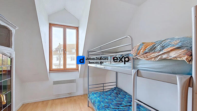 Maison traditionnelle - 119 m² - 6 pièces