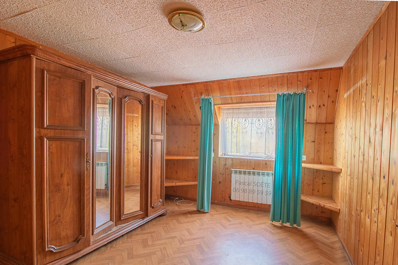 Maison - 300 m² - 11 pièces