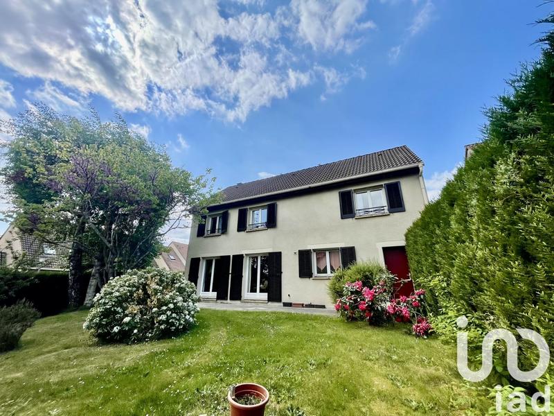 Maison - 140 m² - 6 pièces