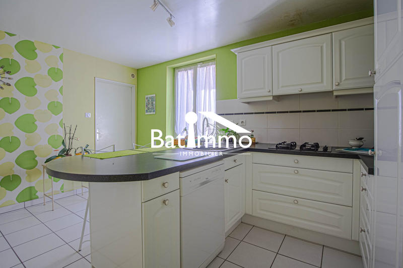 Maison - 180 m² - 7 pièces