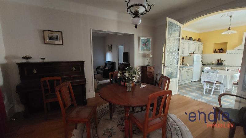 Maison - 140 m² - 7 pièces