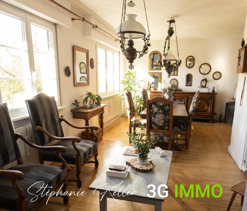 Maison - 266 m² - 8 pièces