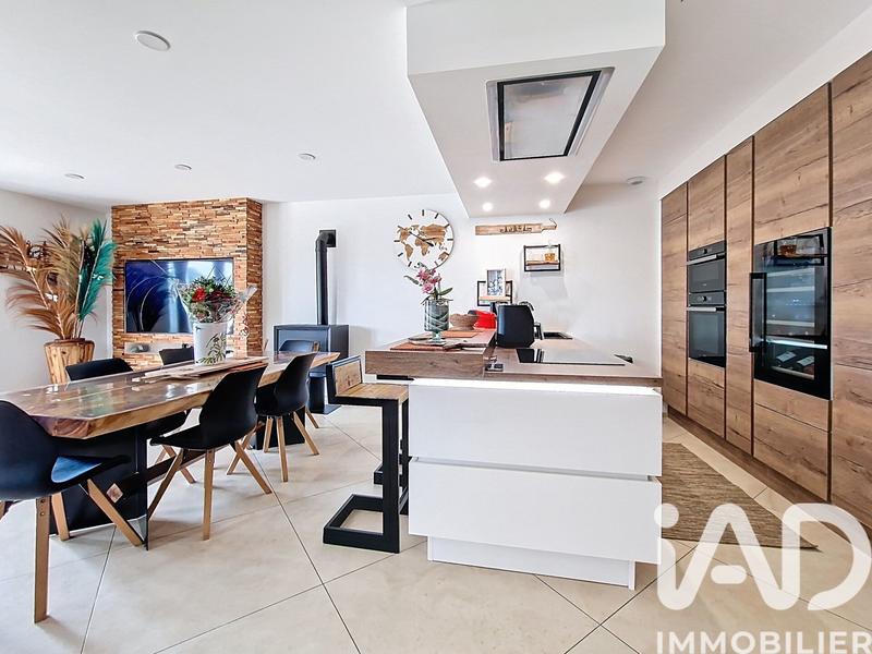 Maison - 124 m² - 6 pièces