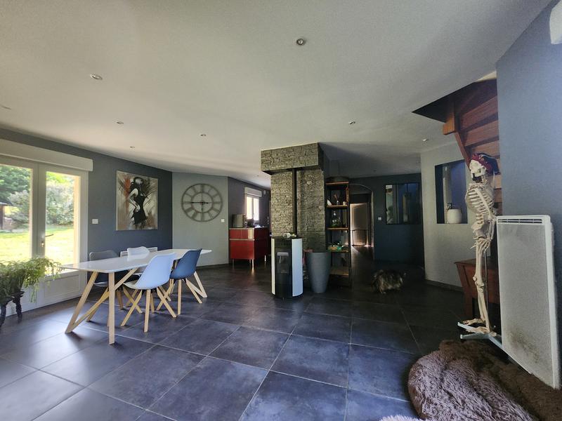 Maison - 153 m² - 6 pièces