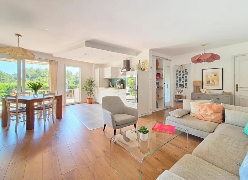 Appartement - 70 m² - 3 pièces