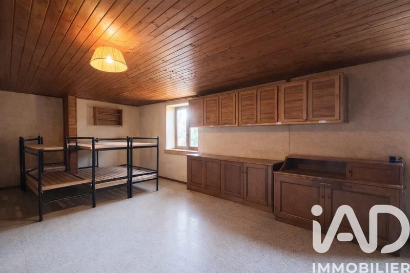 Châlet - 188 m² - 7 pièces