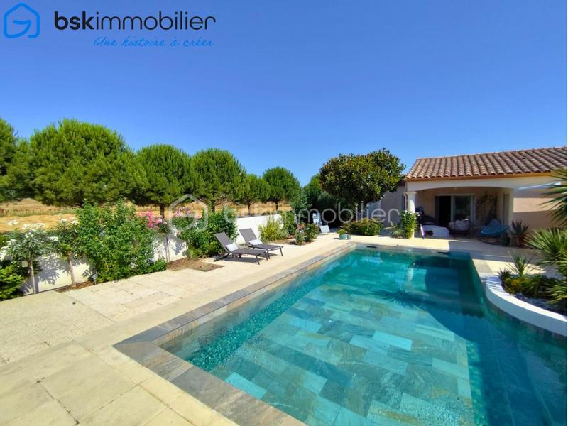 Villa - 237 m² - 6 pièces