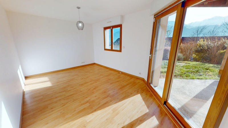 Maison - 150 m² - 4 pièces