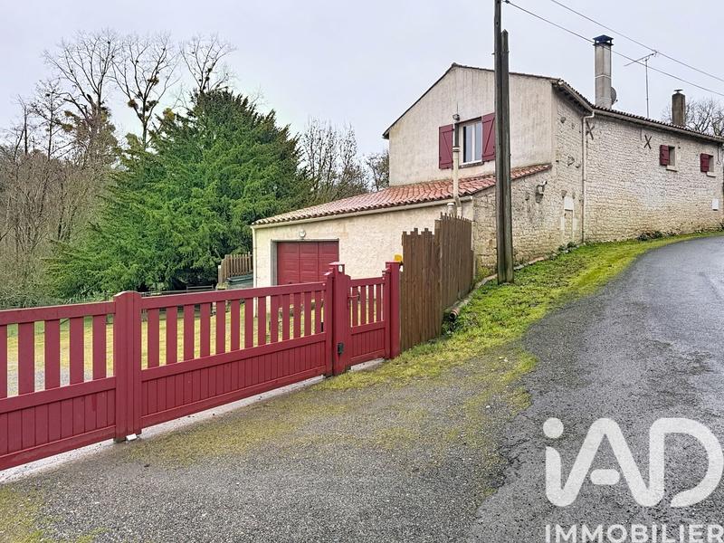 Maison - 136 m² - 4 pièces
