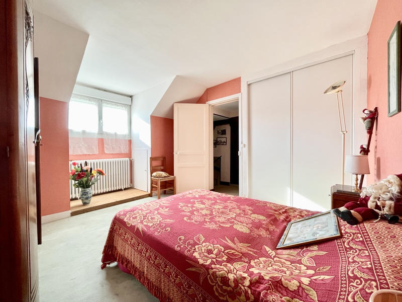 Maison - 145 m² - 7 pièces