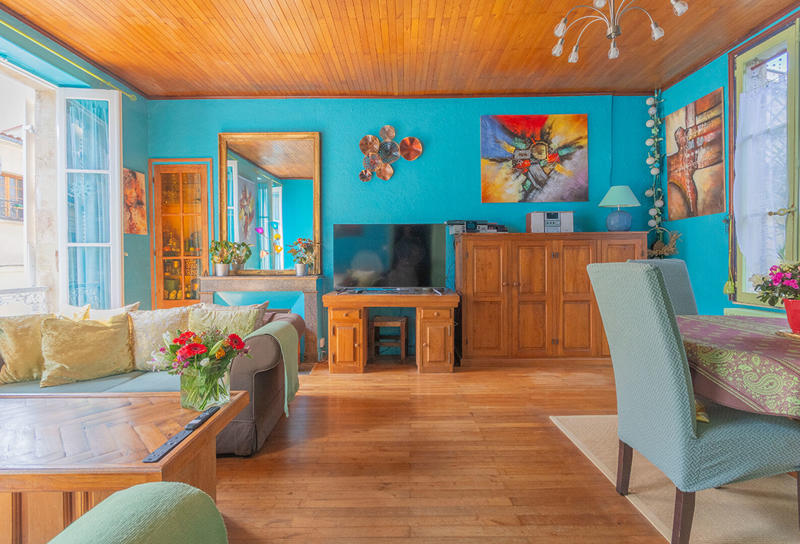 Maison - 210 m² - 8 pièces