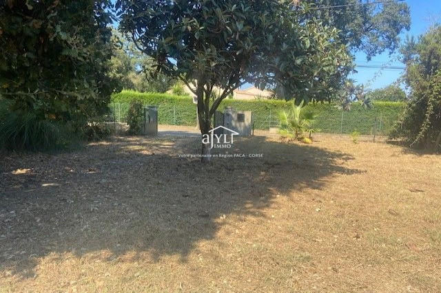 Maison - 99 m² - 4 pièces