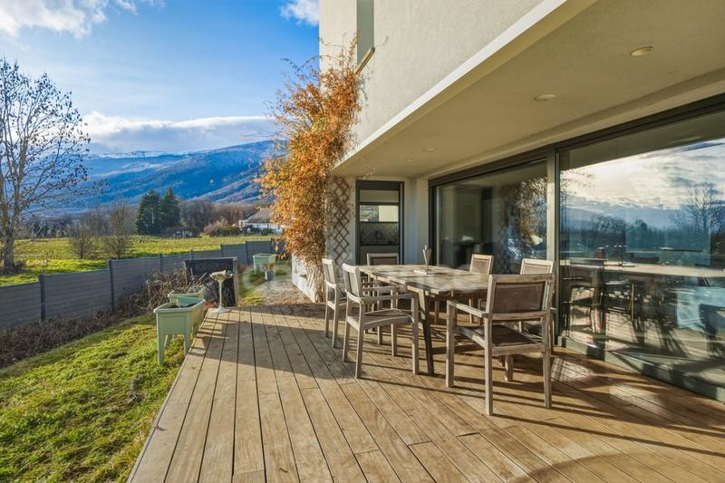 Villa - 166 m² - 7 pièces