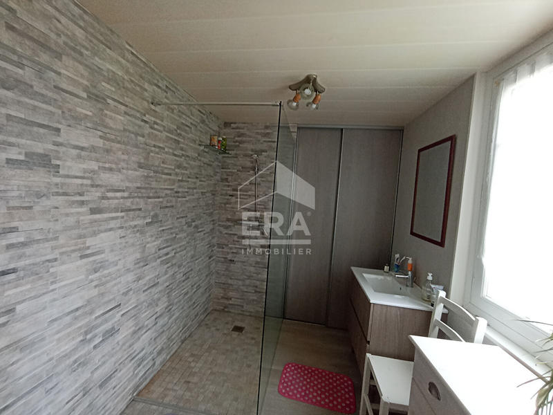 Maison - 97 m² - 5 pièces