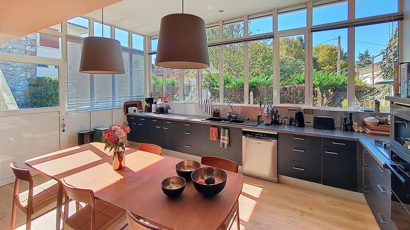 Maison - 155 m² - 6 pièces