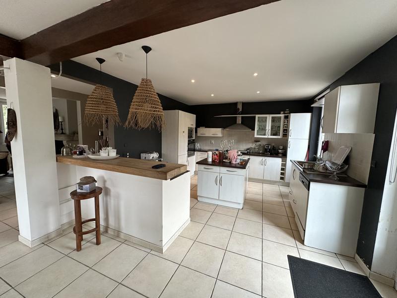 Bastide - 280 m² - 7 pièces