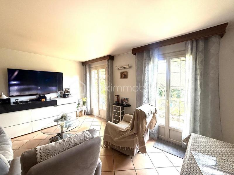 Villa - 165 m² - 6 pièces