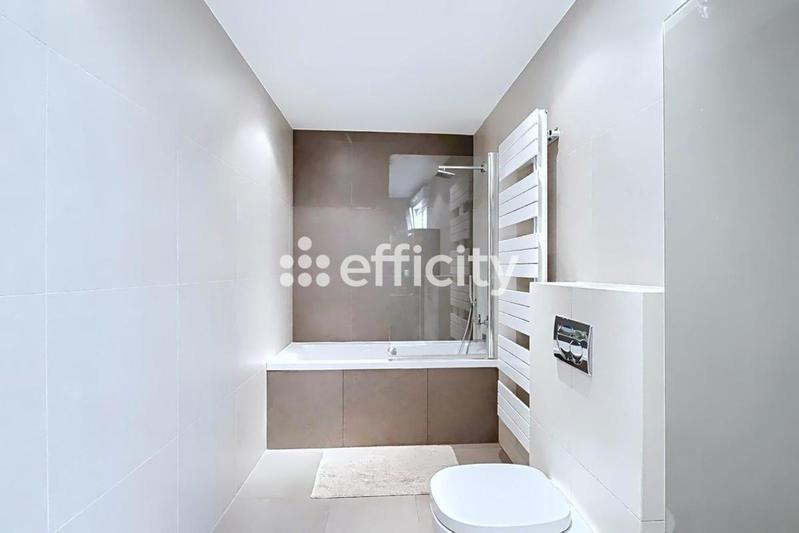 Maison - 175 m² - 5 pièces