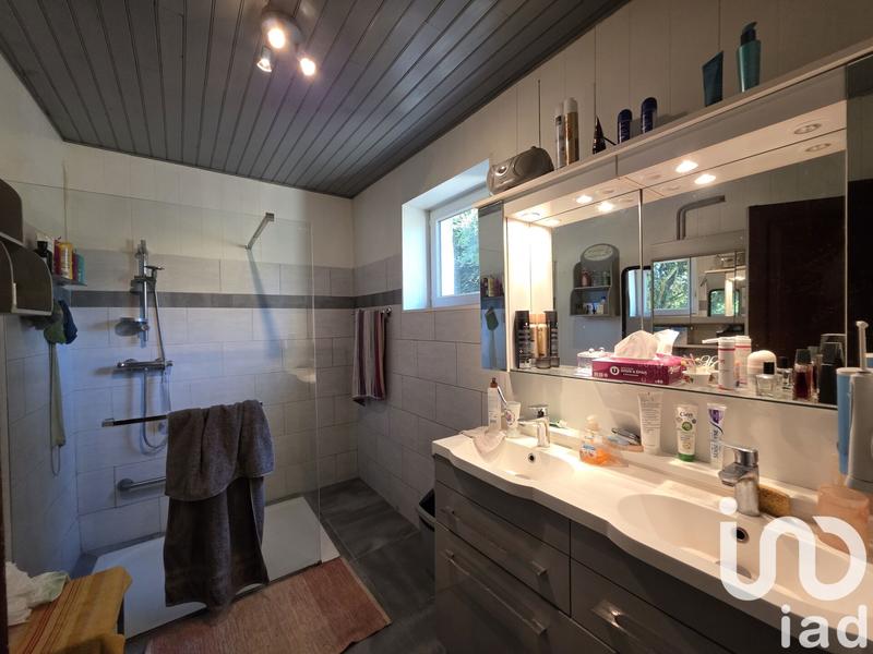 Maison - 203 m² - 6 pièces