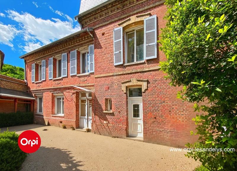 Immeuble - 115 m² - 8 pièces