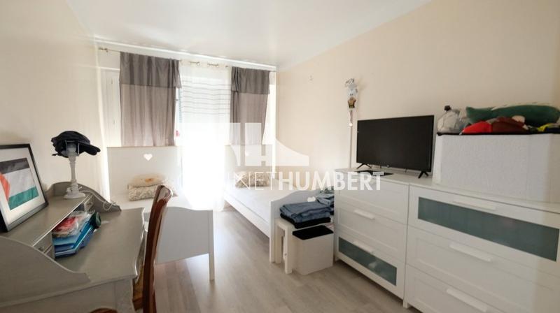 Appartement - 98 m² - 4 pièces