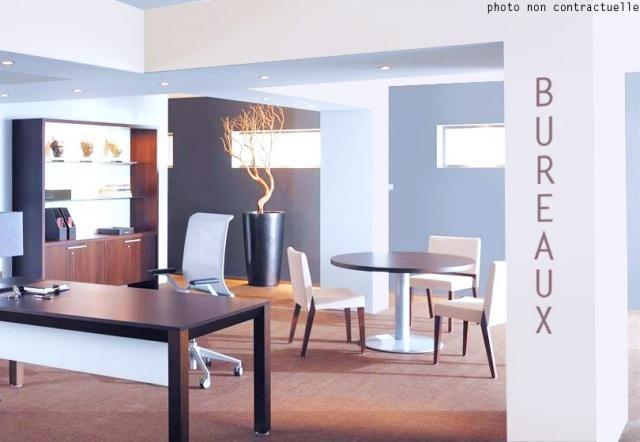 Bureau - 675 m²