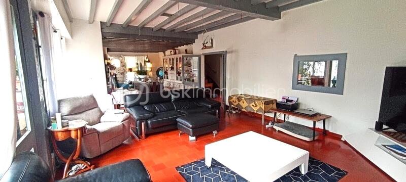 Maison - 263 m² - 10 pièces