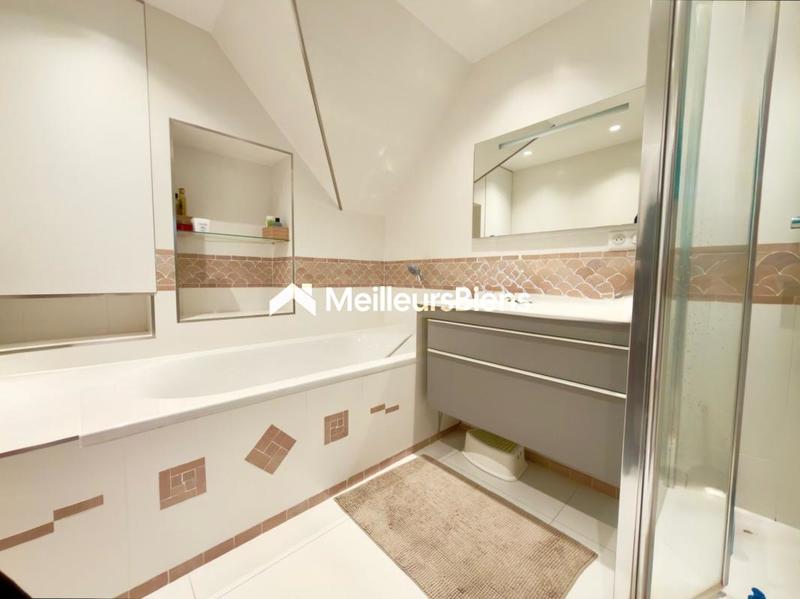 Villa - 350 m² - 10 pièces