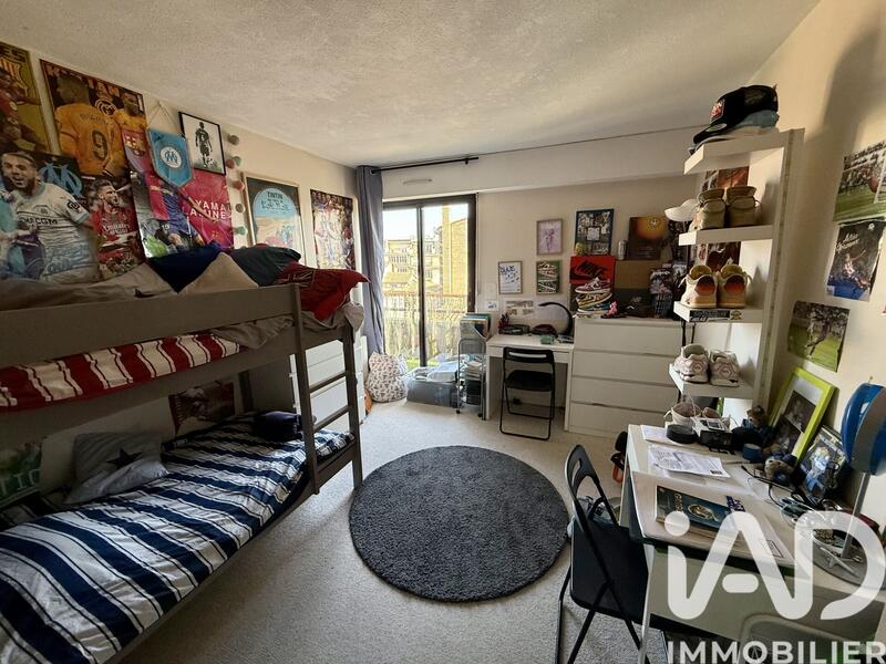 Appartement - 98 m² - 4 pièces