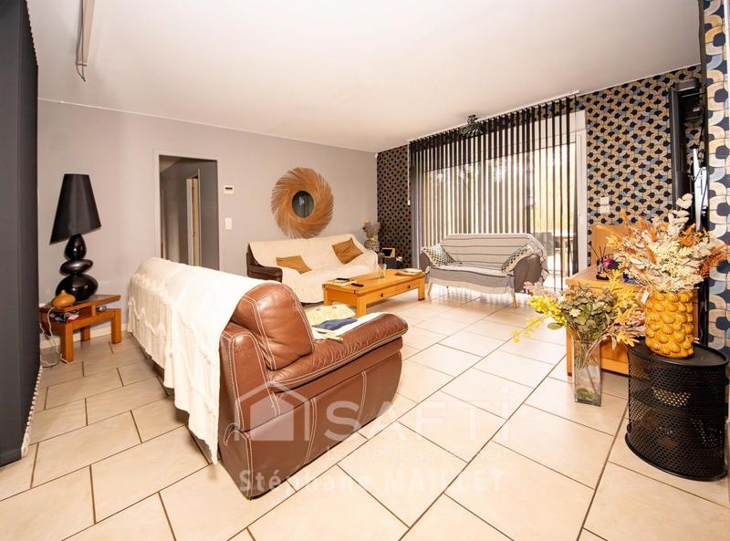 Maison - 172 m² - 7 pièces