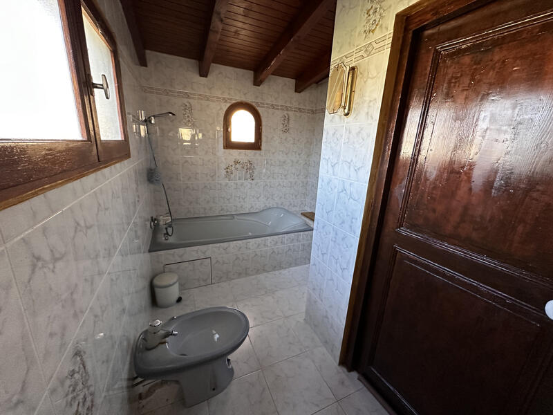 Maison - 190 m² - 7 pièces