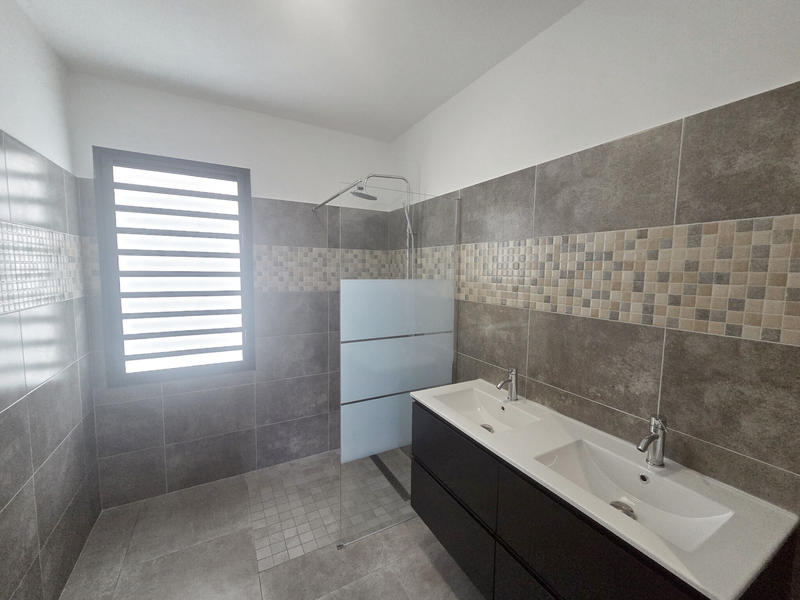 Villa - 100 m² - 4 pièces