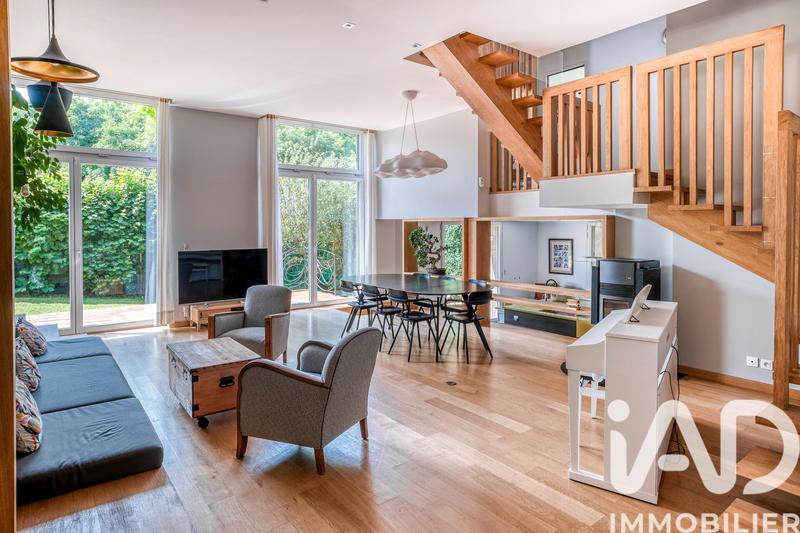 Maison de maîtres - 182 m² - 7 pièces