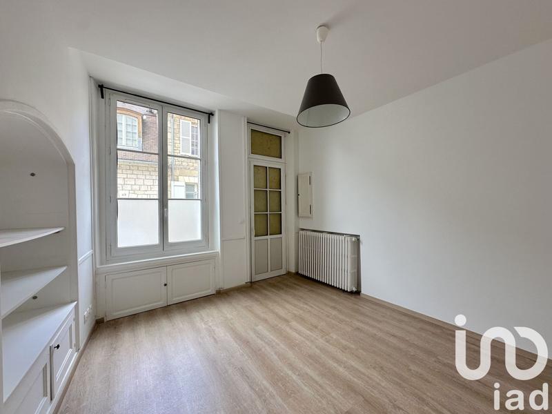 Appartement - 99 m² - 4 pièces