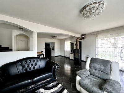 Maison - 170 m² - 6 pièces