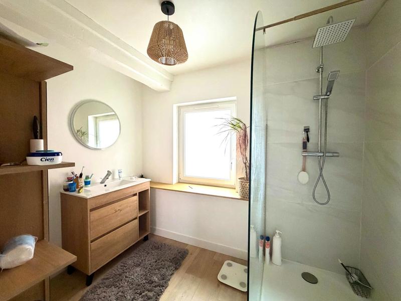 Maison - 185 m² - 6 pièces