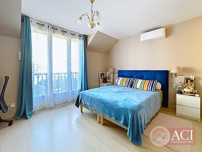 Maison - 149 m² - 7 pièces