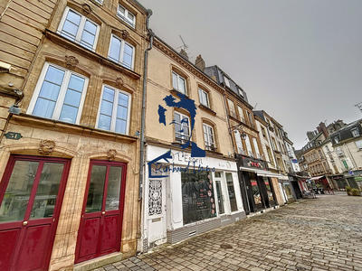 Immeuble - 250 m² - 4 pièces