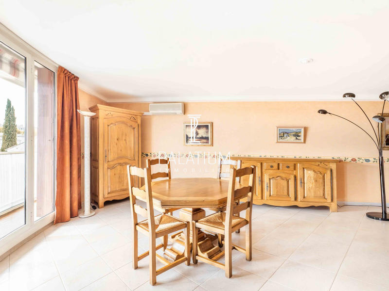 Appartement - 72 m² - 3 pièces