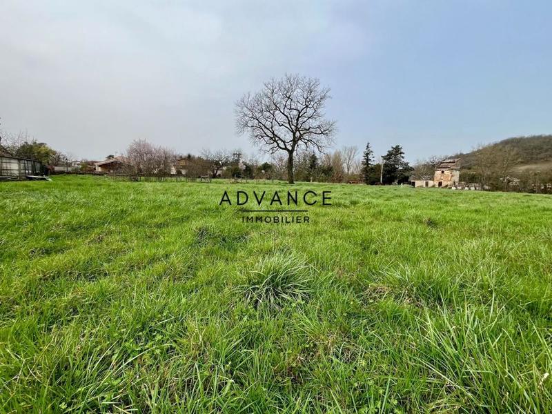 Terrain constructible - 3 720 m²