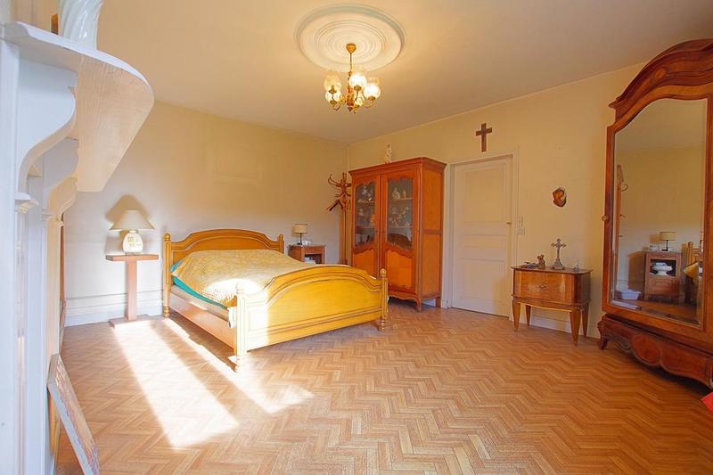 Maison - 105 m² - 4 pièces