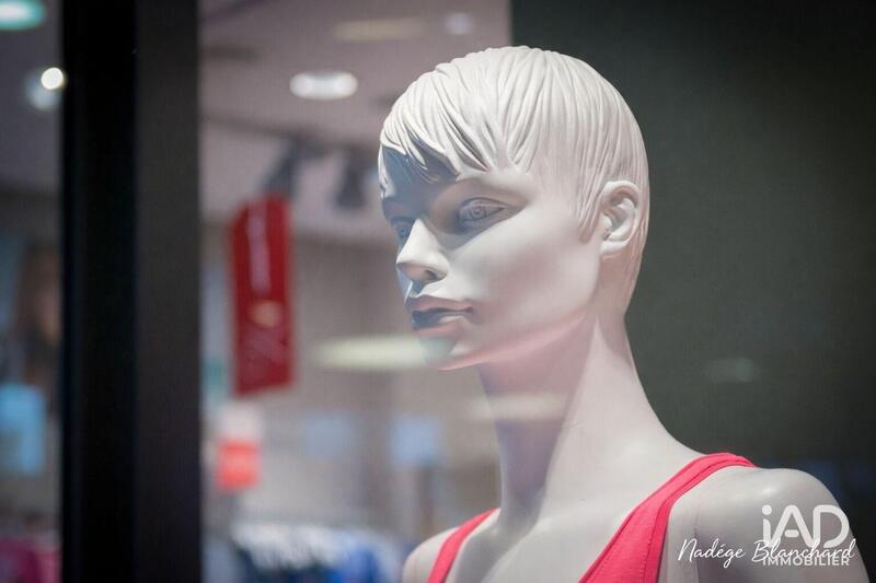 Local commercial - 390 m²