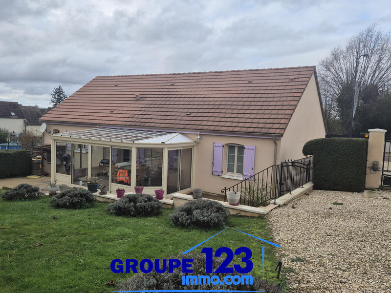 Maison - 100 m² - 4 pièces