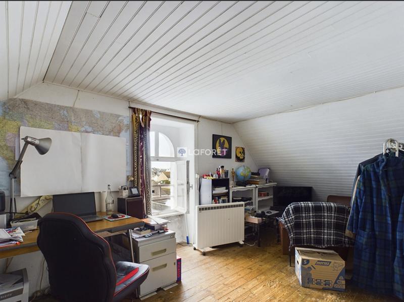 Maison - 93 m² - 6 pièces