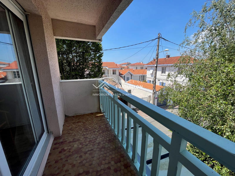 Appartement - 64 m² - 2 pièces